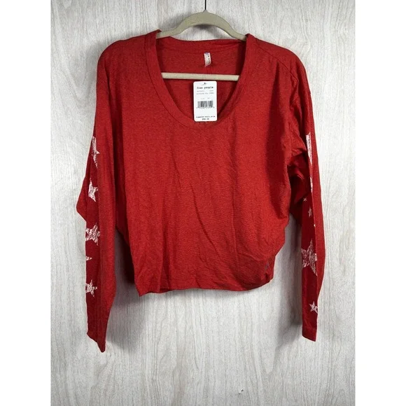 Free People Movement Melrose Star Tee Red White Graphic NWT Womens XS - Picture 2 of 9